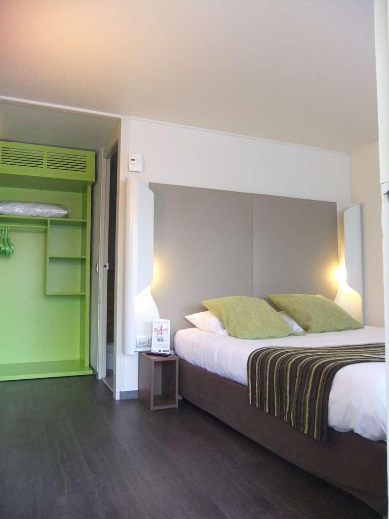 Campanile Reims Sud - Bezannes Hotel Room photo